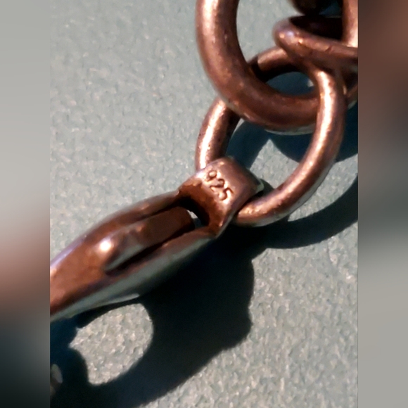 Tiffany & Co Bracelet with a heart shaped charm - Picture 12 of 16